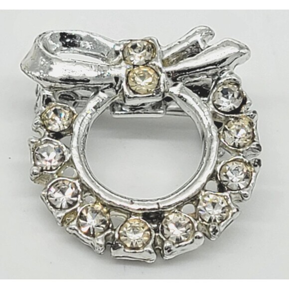 Christmas Wreath Brooch Pin Clear Rhinestones Bow Ribbon Silver Tone Holiday - Picture 11 of 11